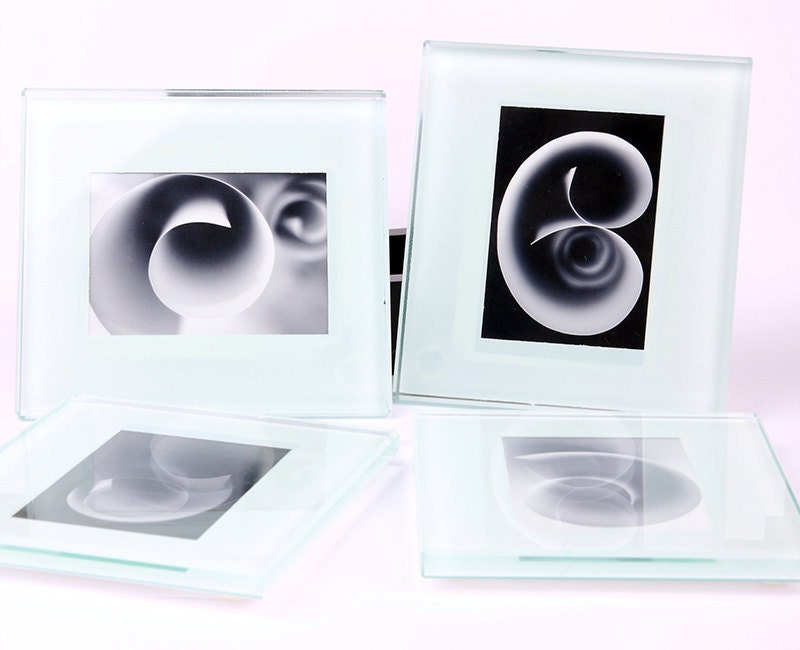 Set of 4 glass coasters with art photo prints, abstract black and white, artistic photography, with dark elegant wood holder