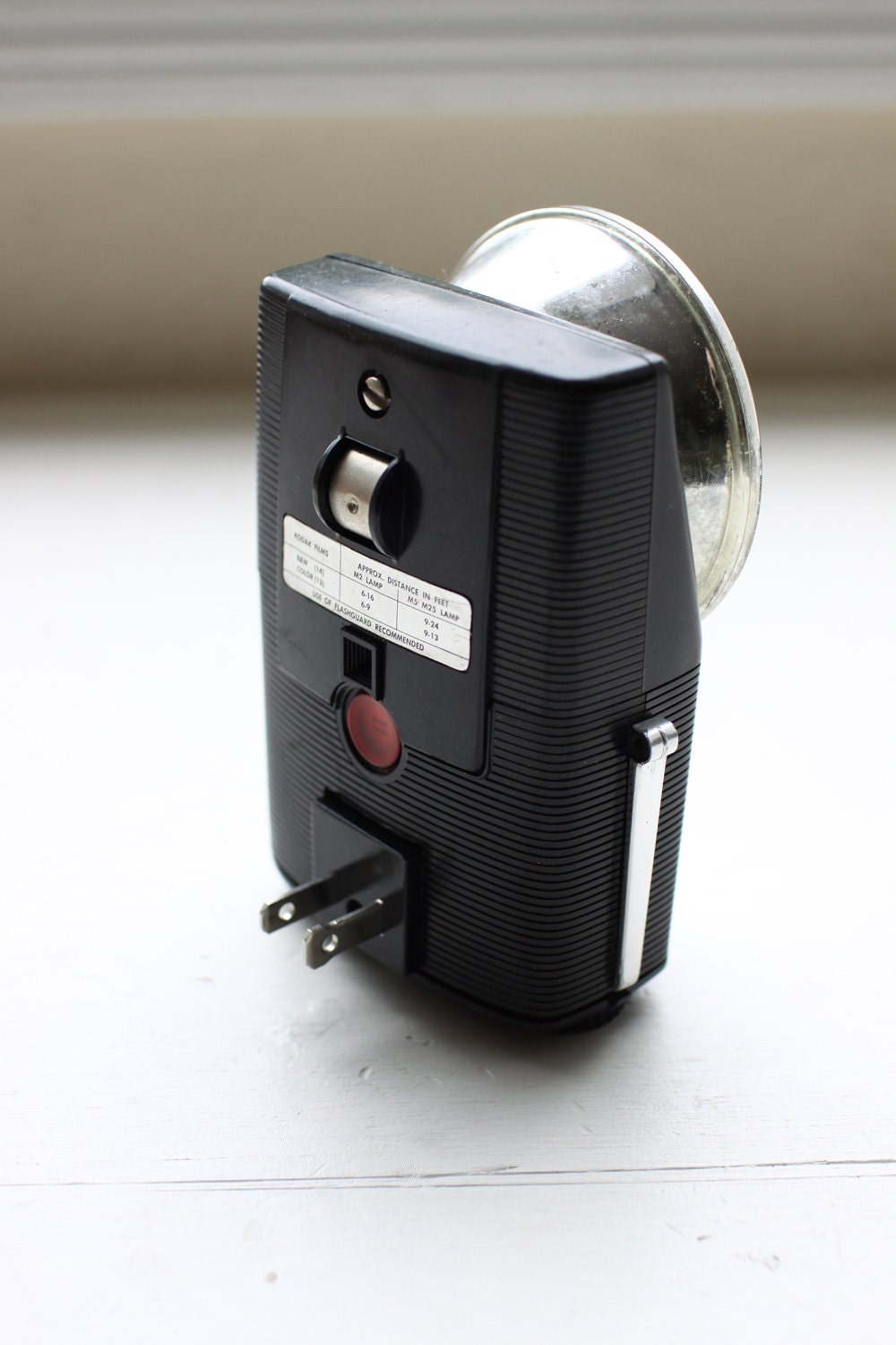 Vintage Camera Nightlight - Kodak Brownie Starflash (Black)