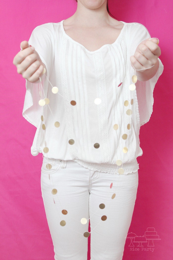 Gold dot mini garland
