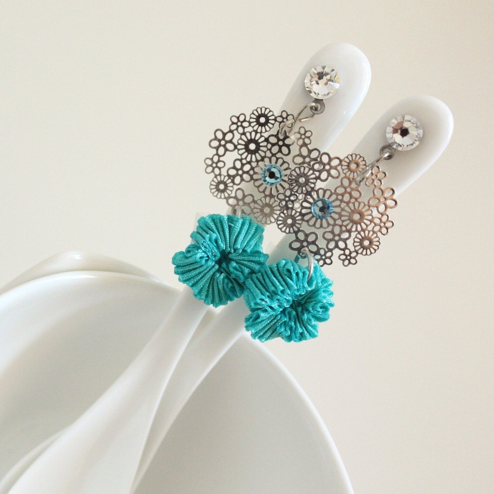 Stud dangle earrings with turquoise flowers and flower laser cut elements. Teal earrings. Bridal earrings. Fashion jewelry.