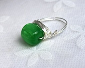 Big Green Statement Wire Wrapped Bead Ring - Size 10 - READY to SHIP