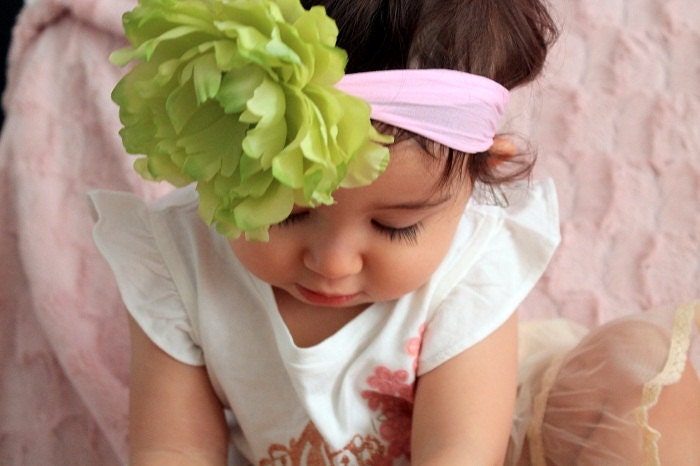 Big flower headband..toddler headband...girl headband..baby girl headband- spring headband- photography props, birthday props