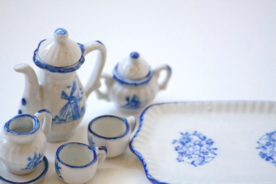 Vintage Delft Blue Doll House Tea Cup Set with Tray