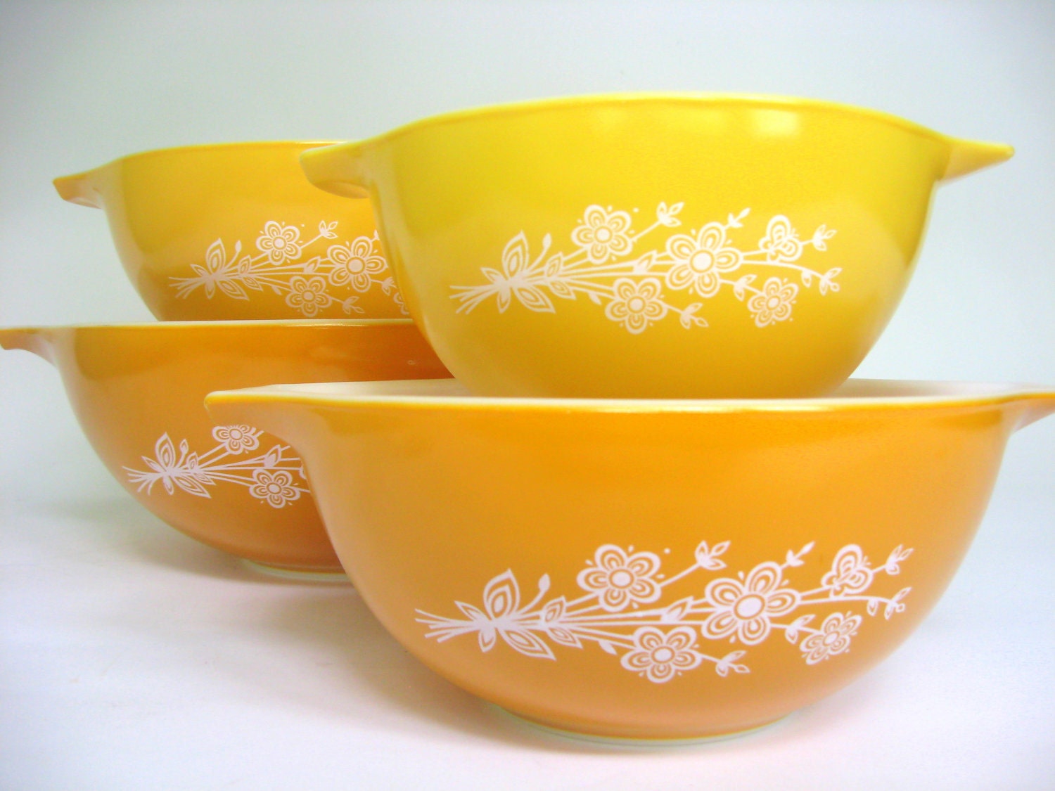 4 Pc Vintage Pyrex Butterfly Gold Mixing Bowl Set, Cinderella Bowls 444, 443, 442, 441 Sunny Yellow & Orange with Floral Wheat Bushel
