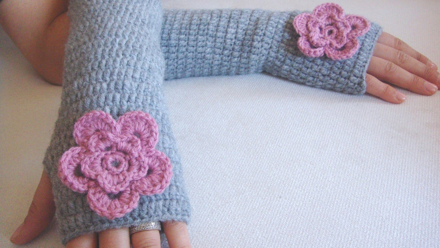 Gloves, Fingerless, Handmade Crochet Fingerless gloves, with pink flower, Women accessories. Grey Gloves, Women accessories