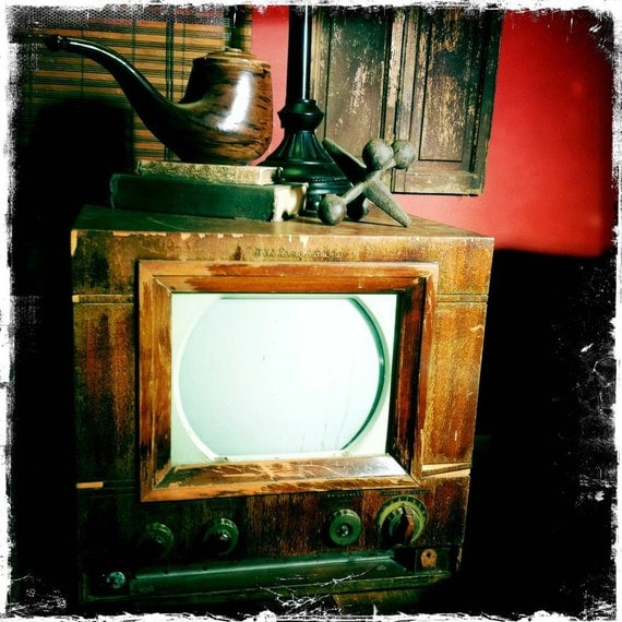 Vintage 1940's Westinghouse Television by ZassysTreasures on Etsy