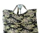 Sakura nursing cover