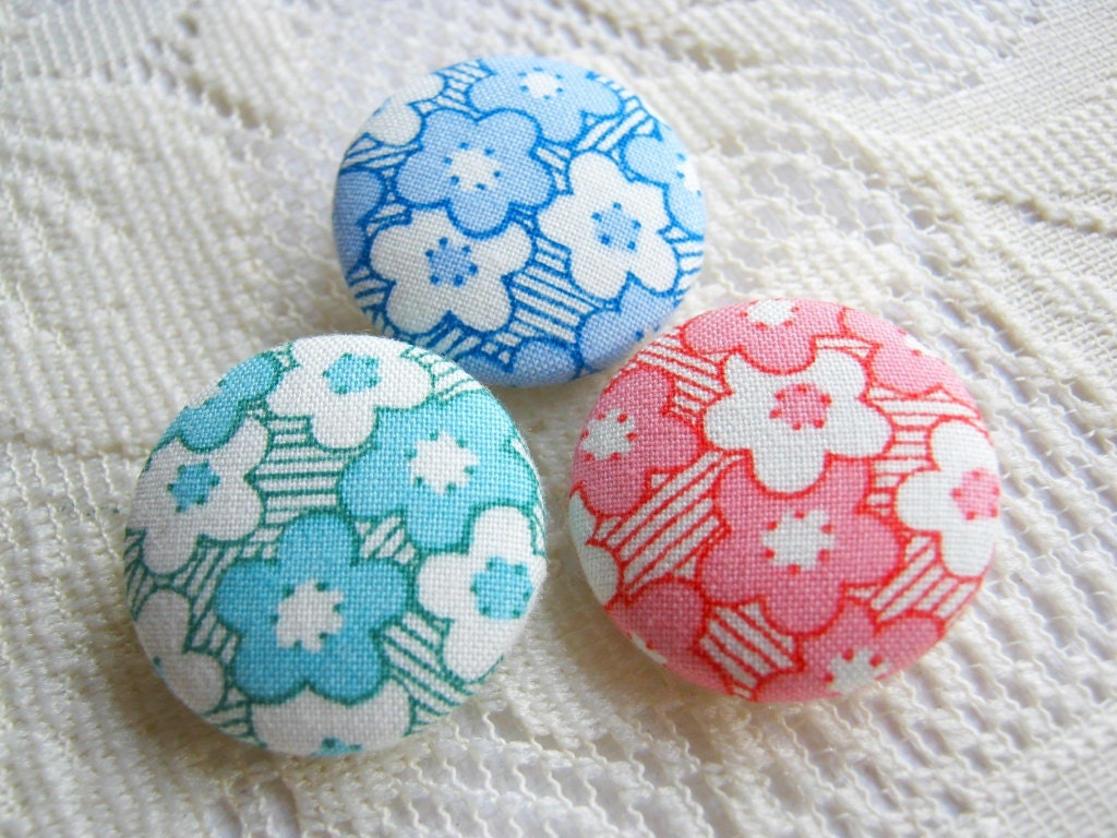 Fabric Buttons, Fabric covered button, Sweet Sakura, pink green blue cherry blossom 9pcs,25mm, Size 40 woman, spring, cute ,quilt, handmade