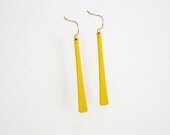 Field of Wildflowers  yellow line minimal earrings - free shipping -  vintage enameled yellow bars