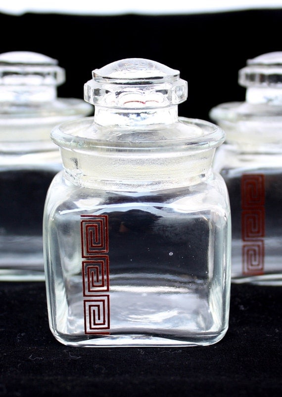 Small Square Glass Apothecary Jars spiral / by SlipperyCrockery