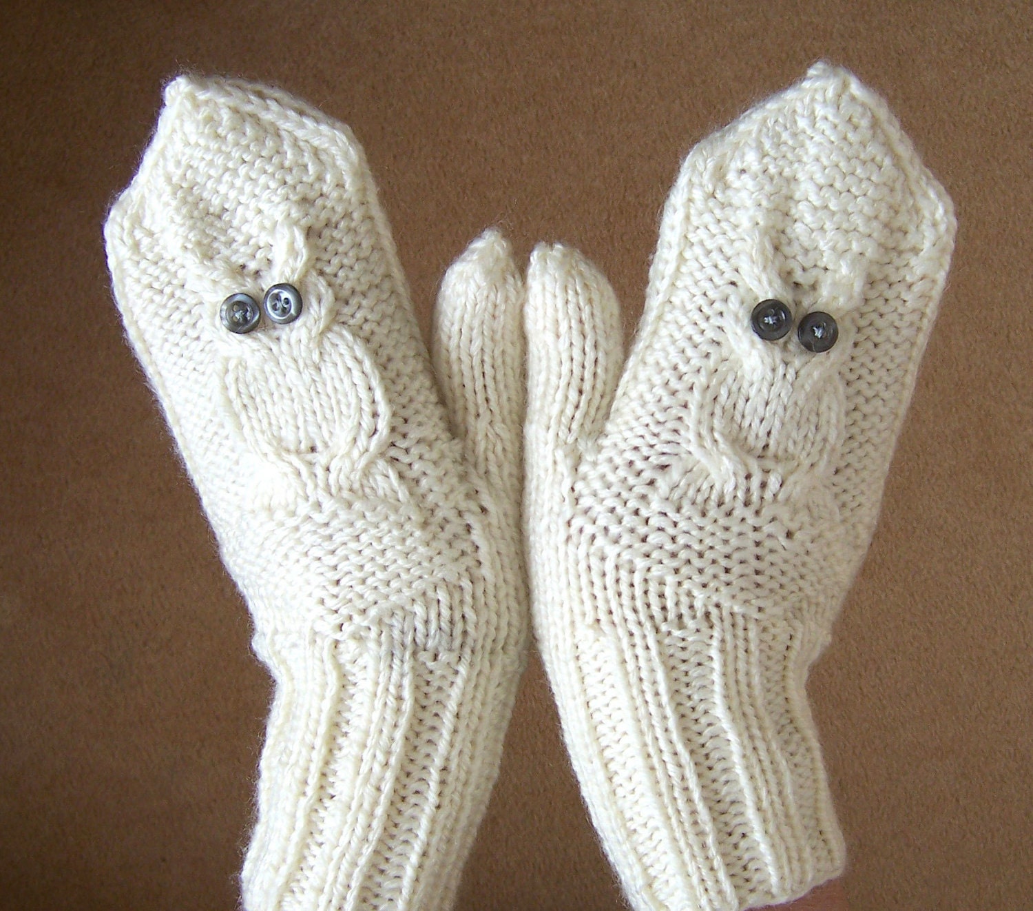 Hand Knitt Owl Mittens, Women Mittens, White Owl Mittens, Gift for Her, UK Seller