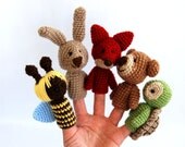 5 animal finger puppets spring crocheted bee bear fox bunny or rabbit turtle playing fairy tail waldorf gift for children multicolour