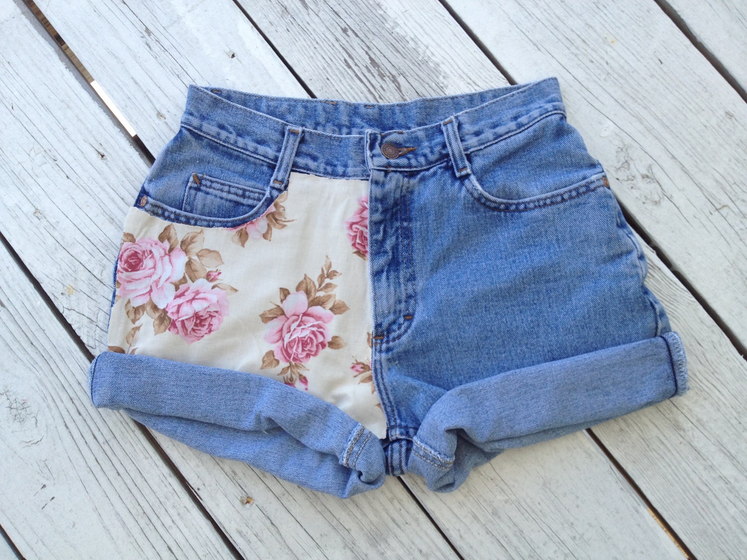 Vintage High Waisted Floral Print Jean shorts