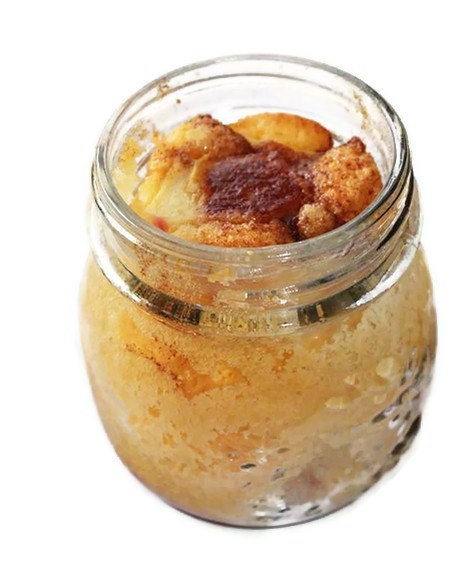 Cinnamon Caramel Apple cake in a jar