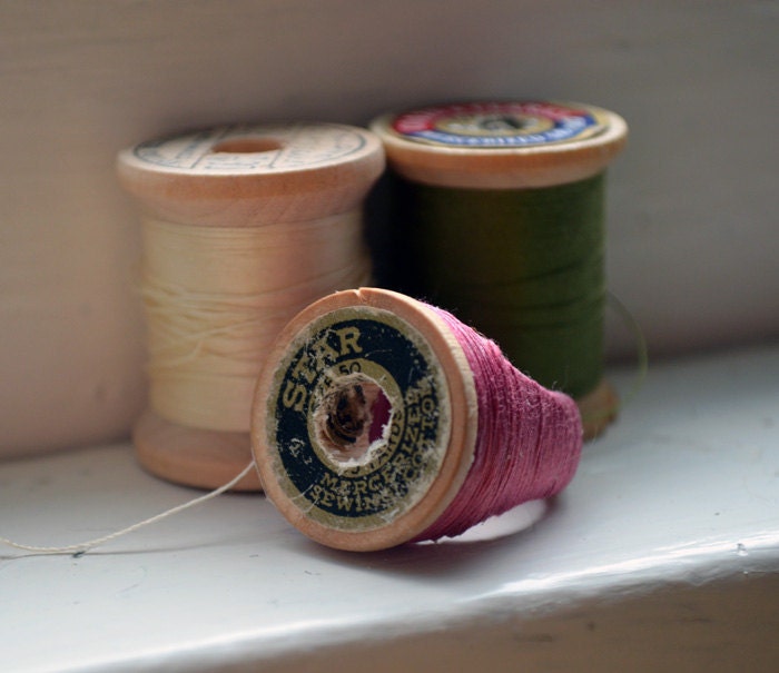 Vintage Spool Ring - Rosy Mauve ooak