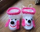 PUPPY DOG BABY Booties.  Pink and white puppy dog baby shoes. Cute Baby Gift.