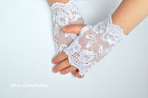 White Wedding Gloves, Lace Wedding Gloves ,  Stretch white lace short gloves, white color,, SALE was 23 now 13