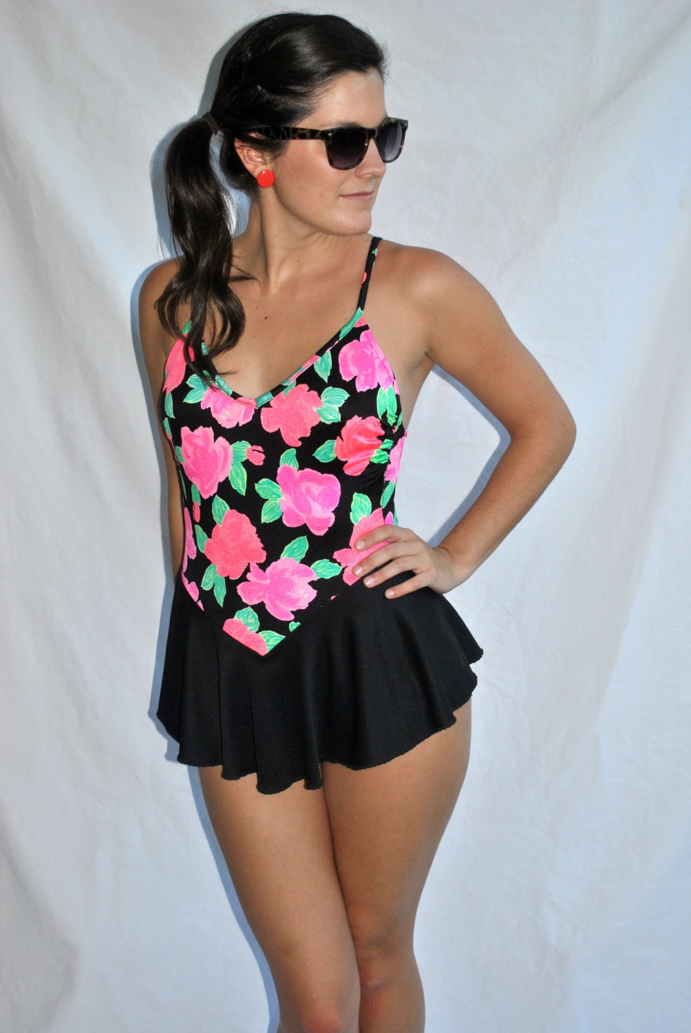 SALE Bathing Suit with Skirt Retro Vintage 60s Pink & Black Rose Skirted Swimsuit -- Fun Flirty Mod Hot Pink Rose Low Back Small Medium
