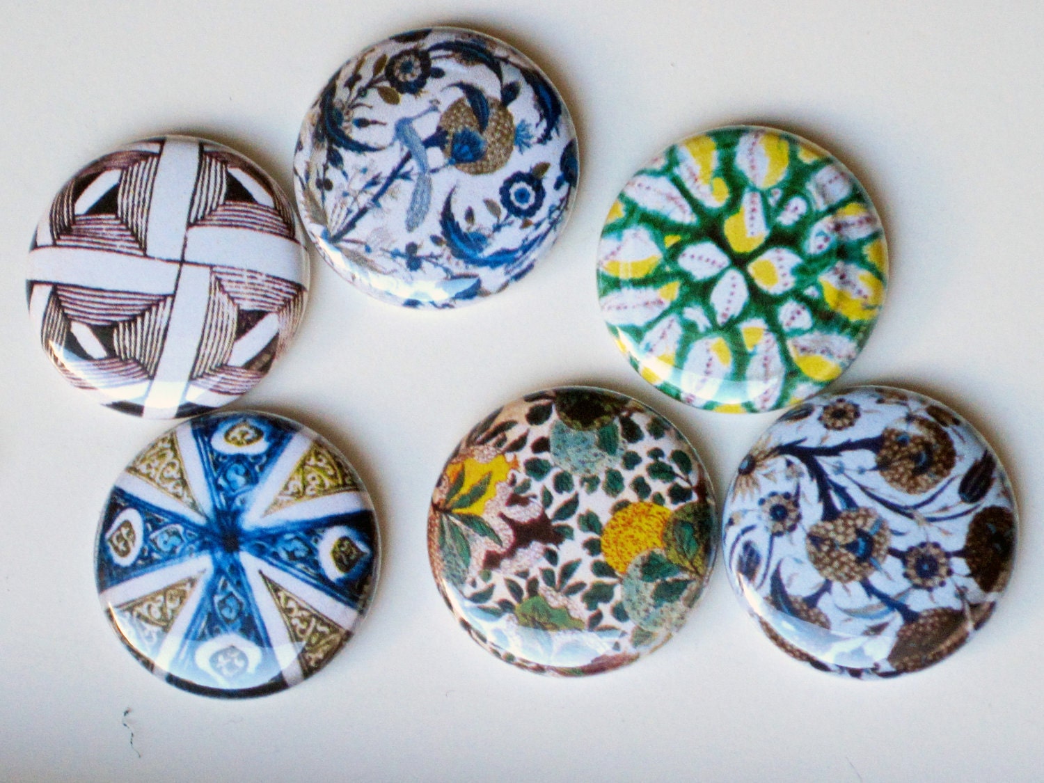 decorative plates from allover the world. 6 one inch pin buttons