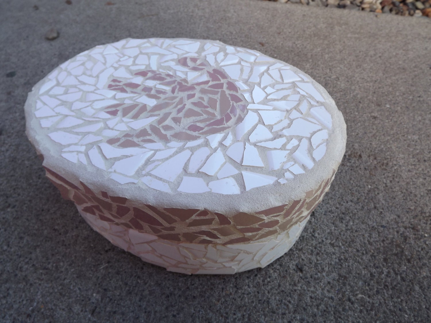 Oval Pink and White Mosaic Keepsake Box