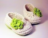 crochet baby Booties,  Antique Ivory Ballet style with lime green rose,