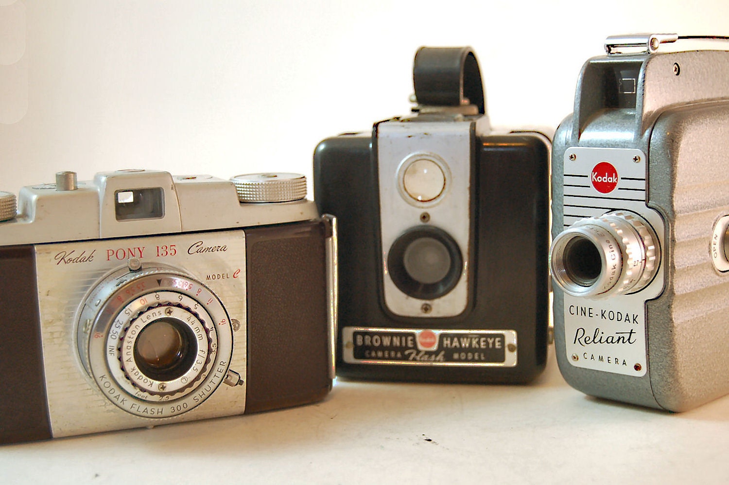 Kodak Instant Camera Collection//Pony, Brownie, Reliant//DISPLAY