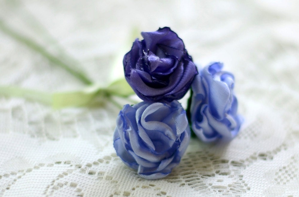 lavender and purple fabric flower home decor--small bouquet