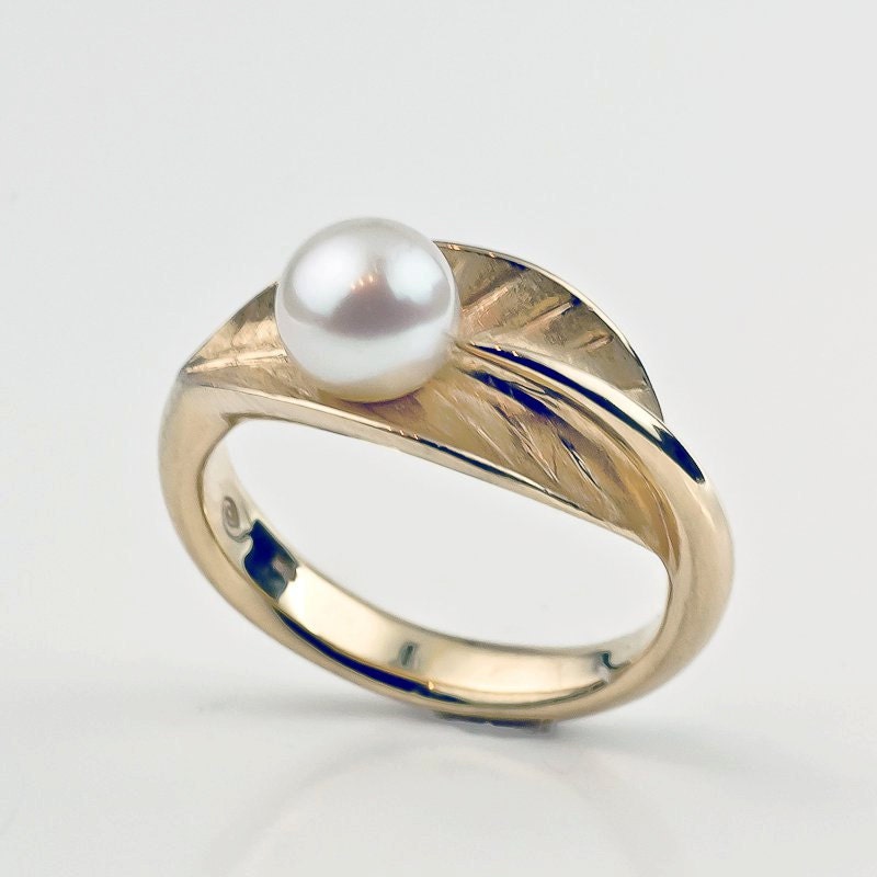 18k Yellow Gold and Cultured Pearl in Leaf Ring -- this item sold but can be MADE TO ORDER