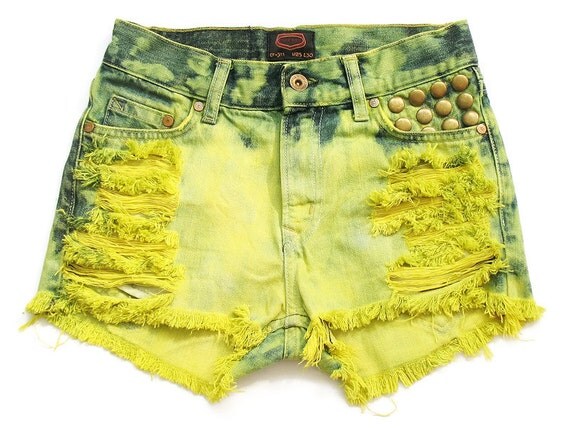 70% SALE High waist jean shorts XS
