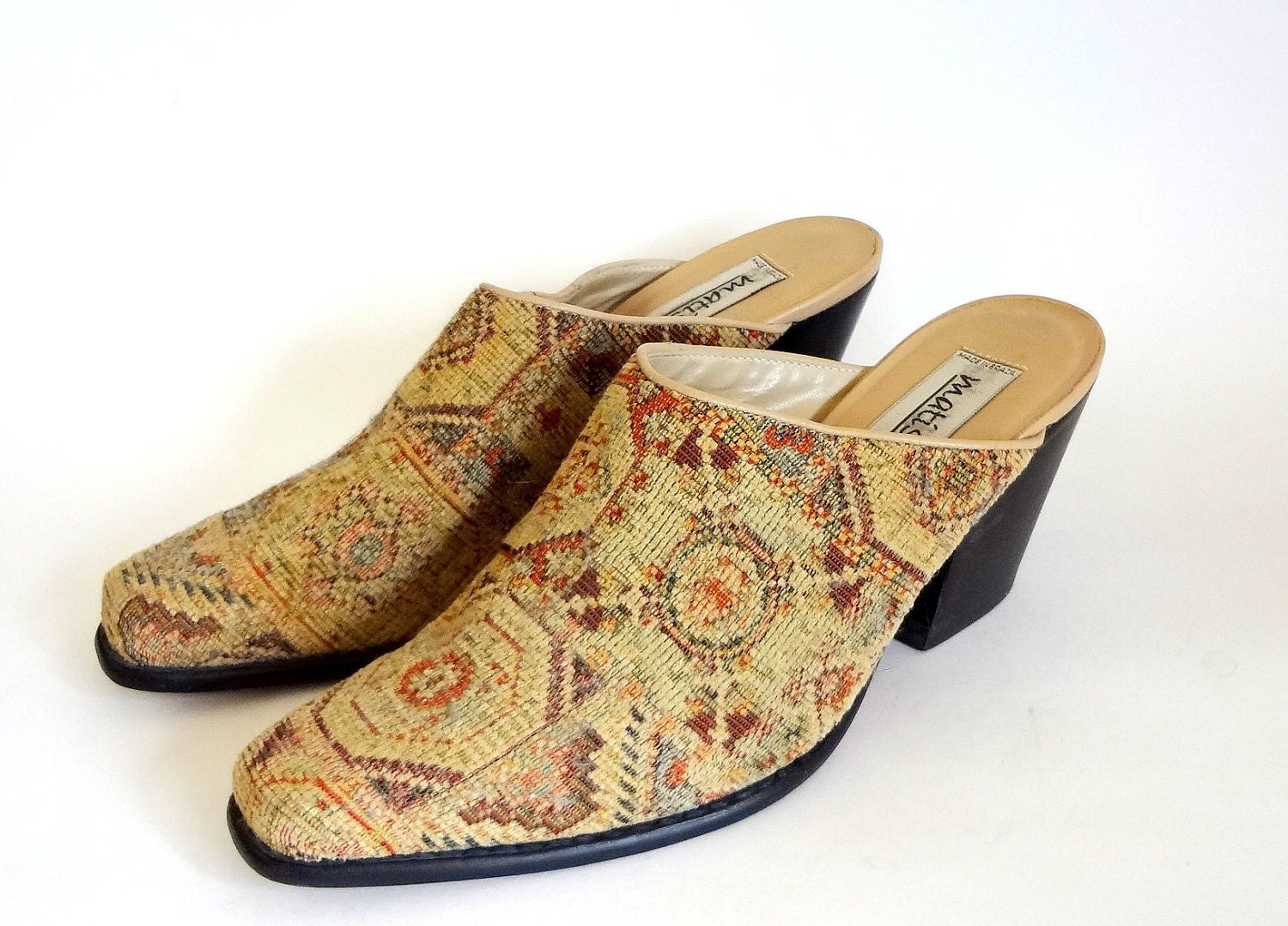 Shoes 6.5 / Woven Tapestry Shoes / Kilim Carpet by SlowDownVintage