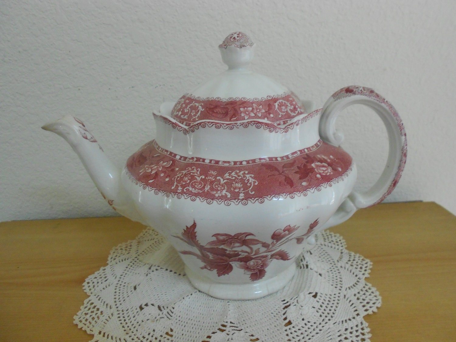 Spodes Camilla Copeland England Tea Pot Cir 1870s Red Transfer ware / REDUCED