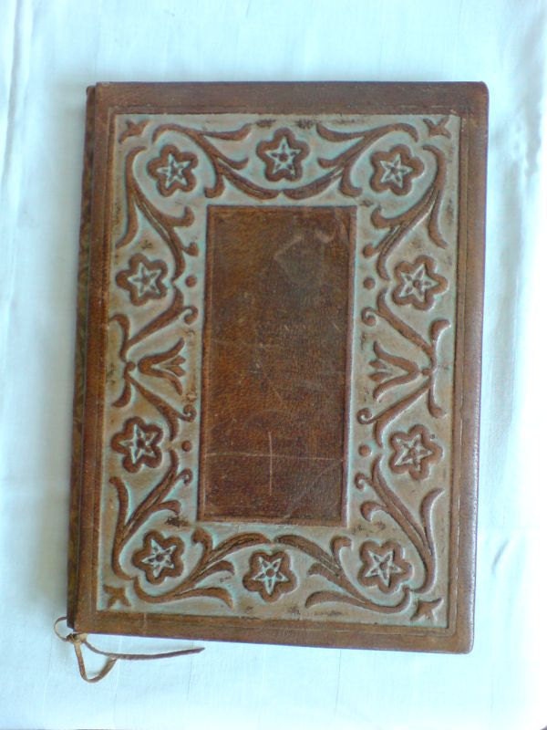Vintage embossed folder/portfolio made of genuine leather