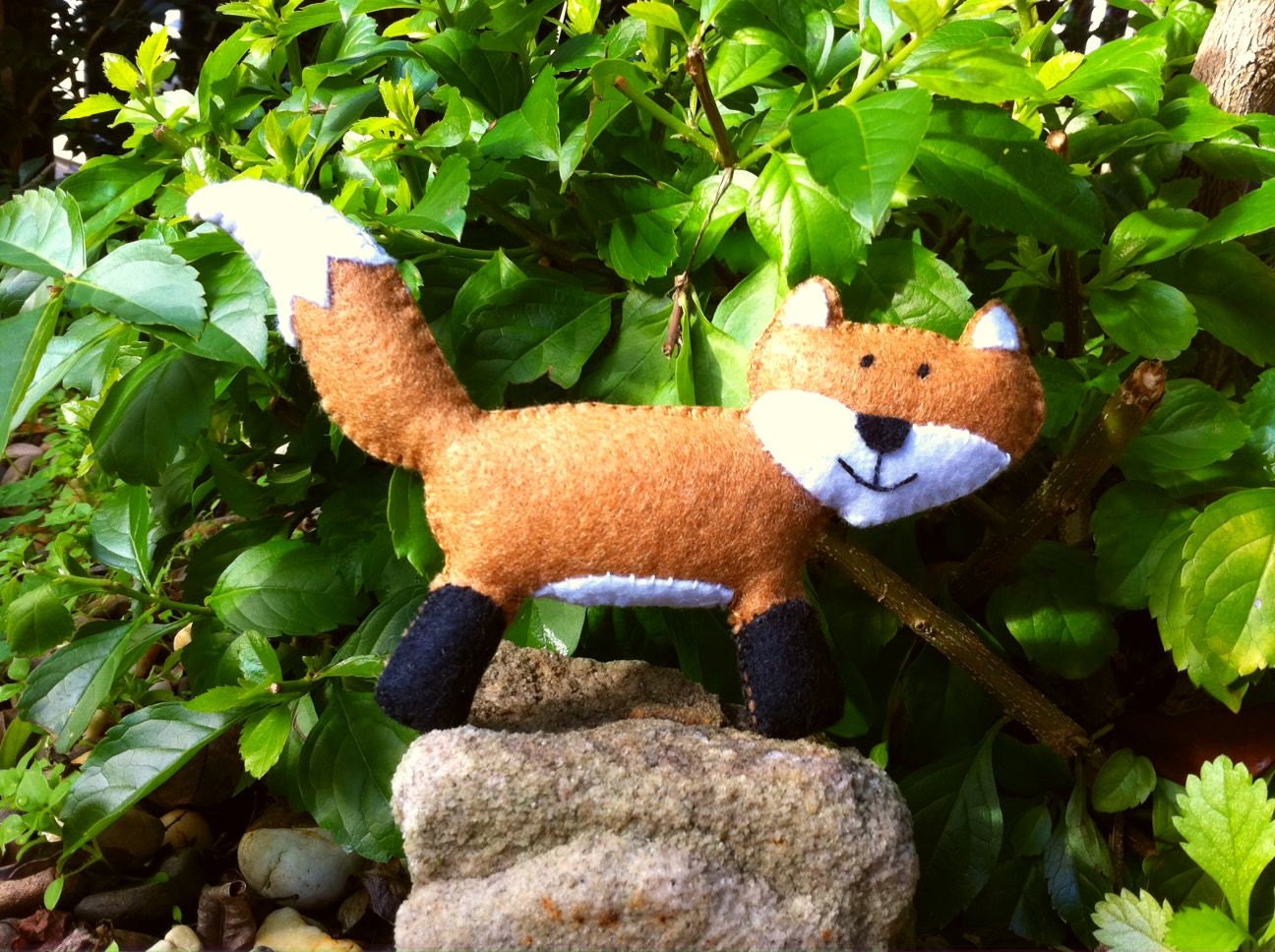 Felt Plushie Hand sewing Pattern PDF. Complete instructions to make Felix the Fox. Instant download.