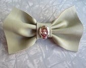 III Minty Green Leather Skull Studded Hair Bow III