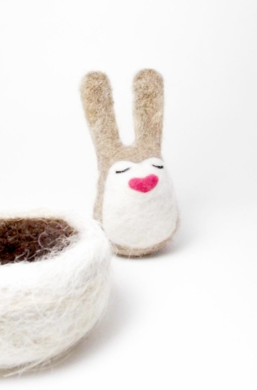 Needle felted bunny rabbit with heart shaped nose - light brown bunny