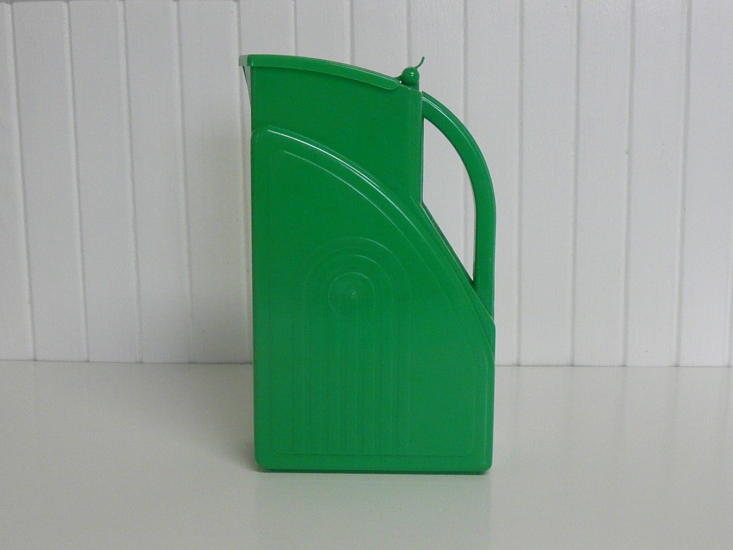 RARE 1950s Art Deco Plastic Pitcher, Tall, Green - Vintage Travel Trailer and Home Decor - NewLIfeVintageRVs
