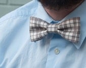 mens easy clip on bow tie - gray plaid