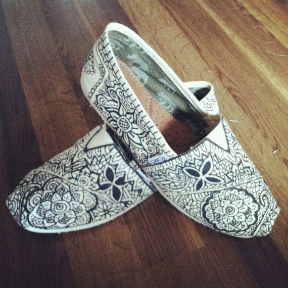 Custom hand-Painted Toms in Black on Tan Canvas