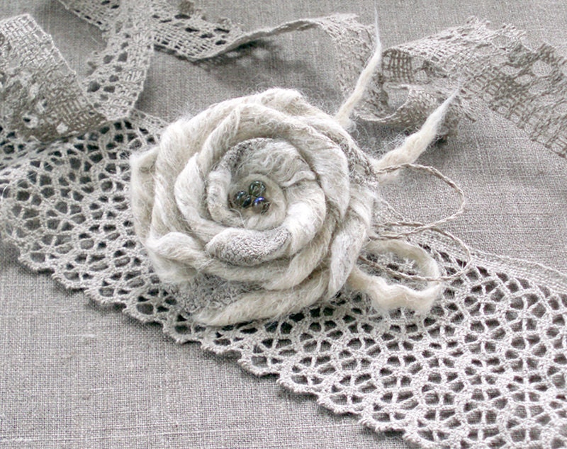 Handmade flower brooch, natural color, boho chic, wool and flax
