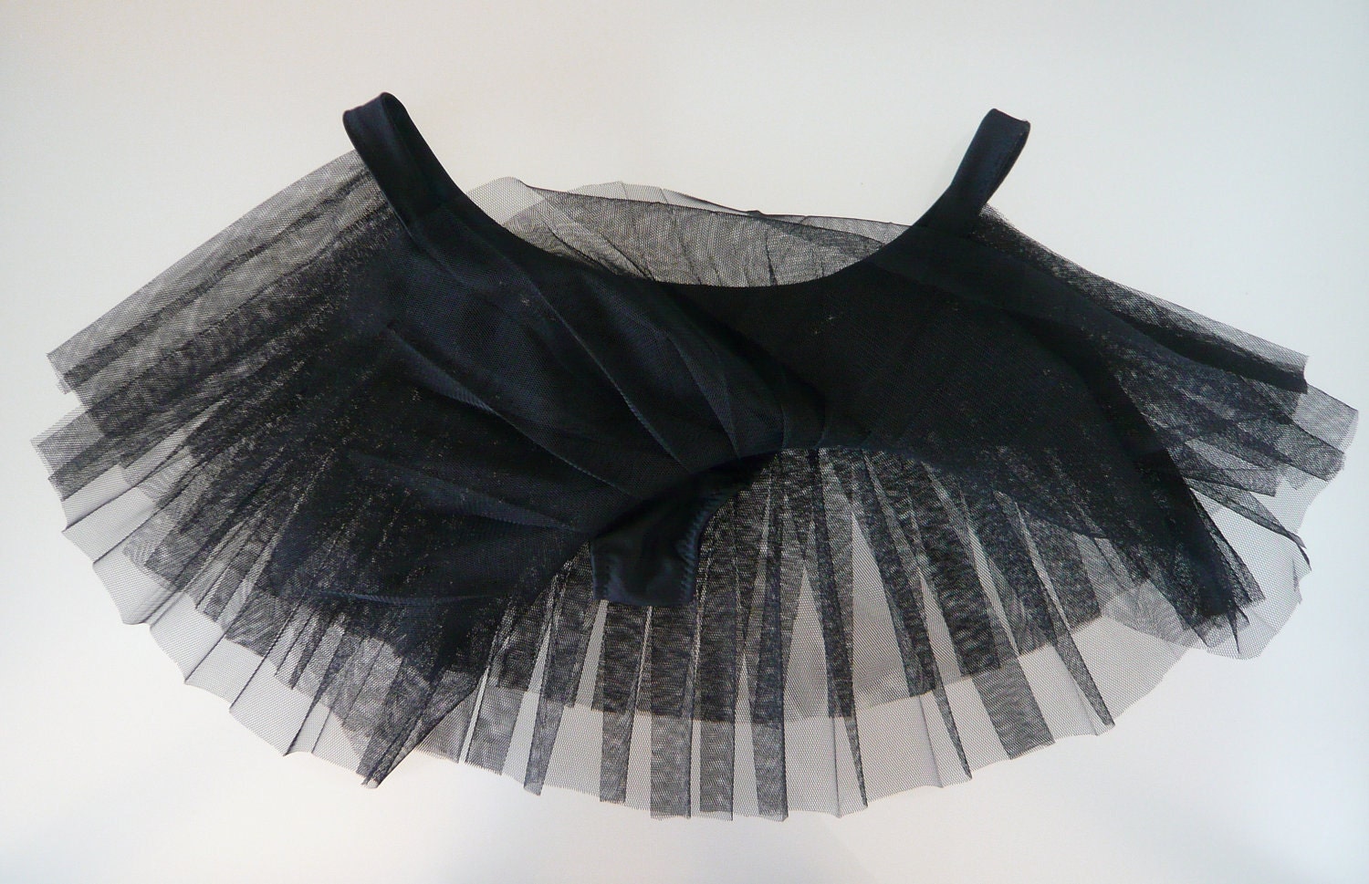 Thongs with pleated tulle skirt