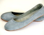 EVA. Flats / womens shoes / Suede ballet flats. sizes: US 4-13, EUR 35-43. Available in different leather colors.