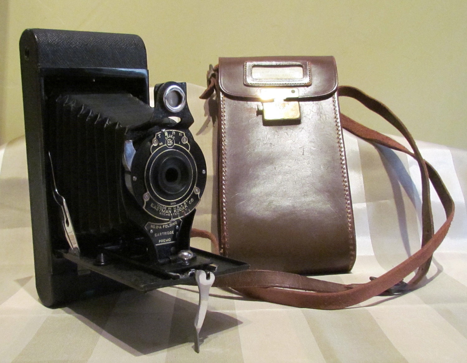 1920s Eastman Kodak Folding Cartridge Premo No. 2A Camera Very Good to Excellent Condition