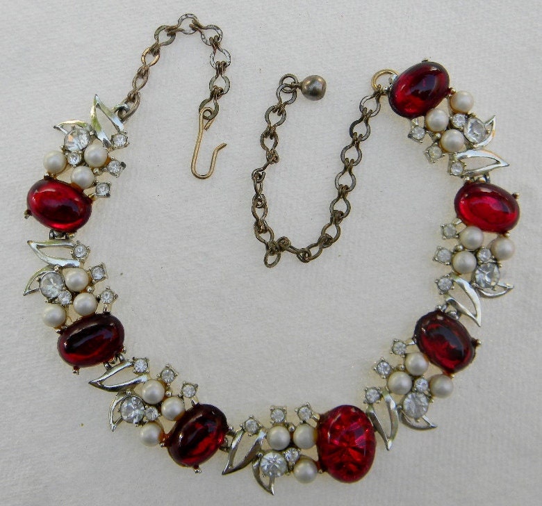 Vintage KARU Red Jelly Cabochon Choker Style Goldtone Necklace with Faux Pearls and Clear Rhinestones
