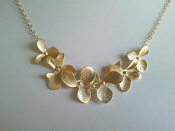 Dangling Triple Orchids Flowers pendant Necklace, charm, pendant, lariat, mother's day gift,Wedding Jewelry