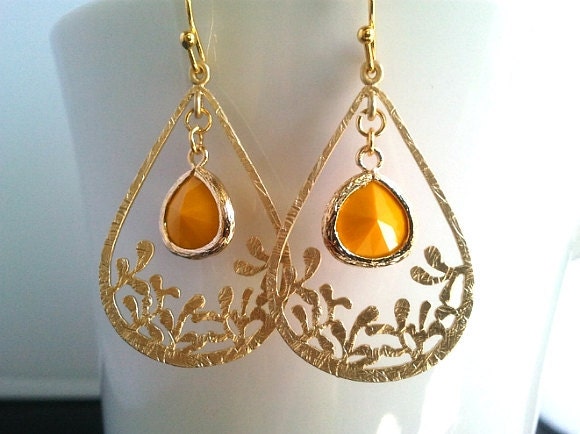 Spring Collection Yellow Flower Garden Gold dangle Earrings -Drop, Dangle, Glass Earrings, bridesmaid gifts,Wedding jewelry