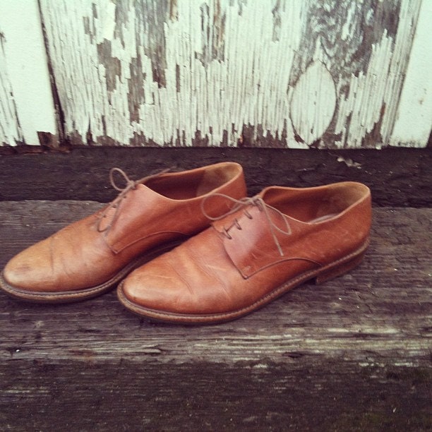 Vintage 90s DKNY Camel Leather Lace Up Oxfords SIZE 8/8.5