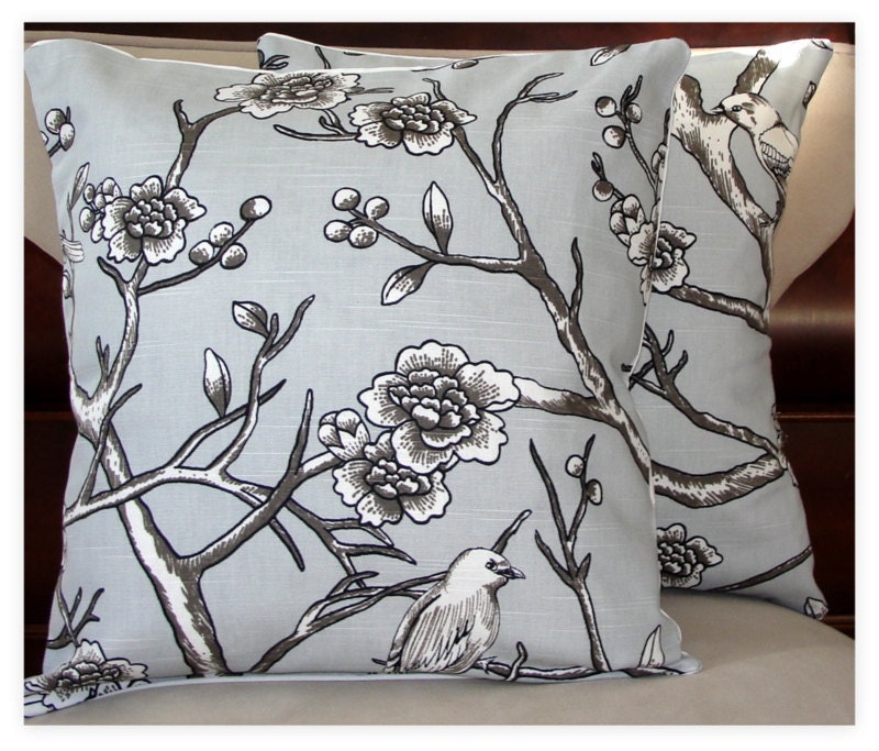 New Dwell Studio Vintage Blossom Dove Pillow Cover 18 x 18   SET OF TWO