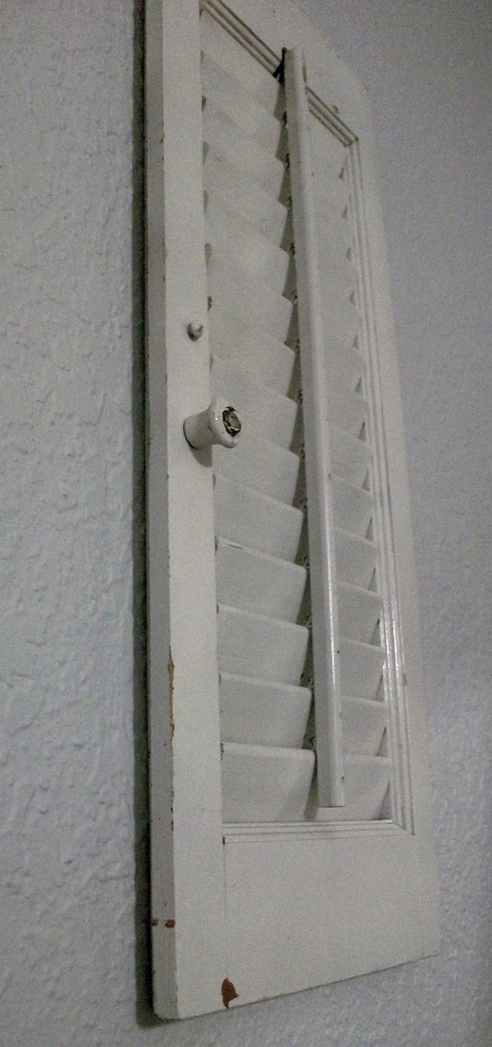 Shabby Chic shutter wall decor