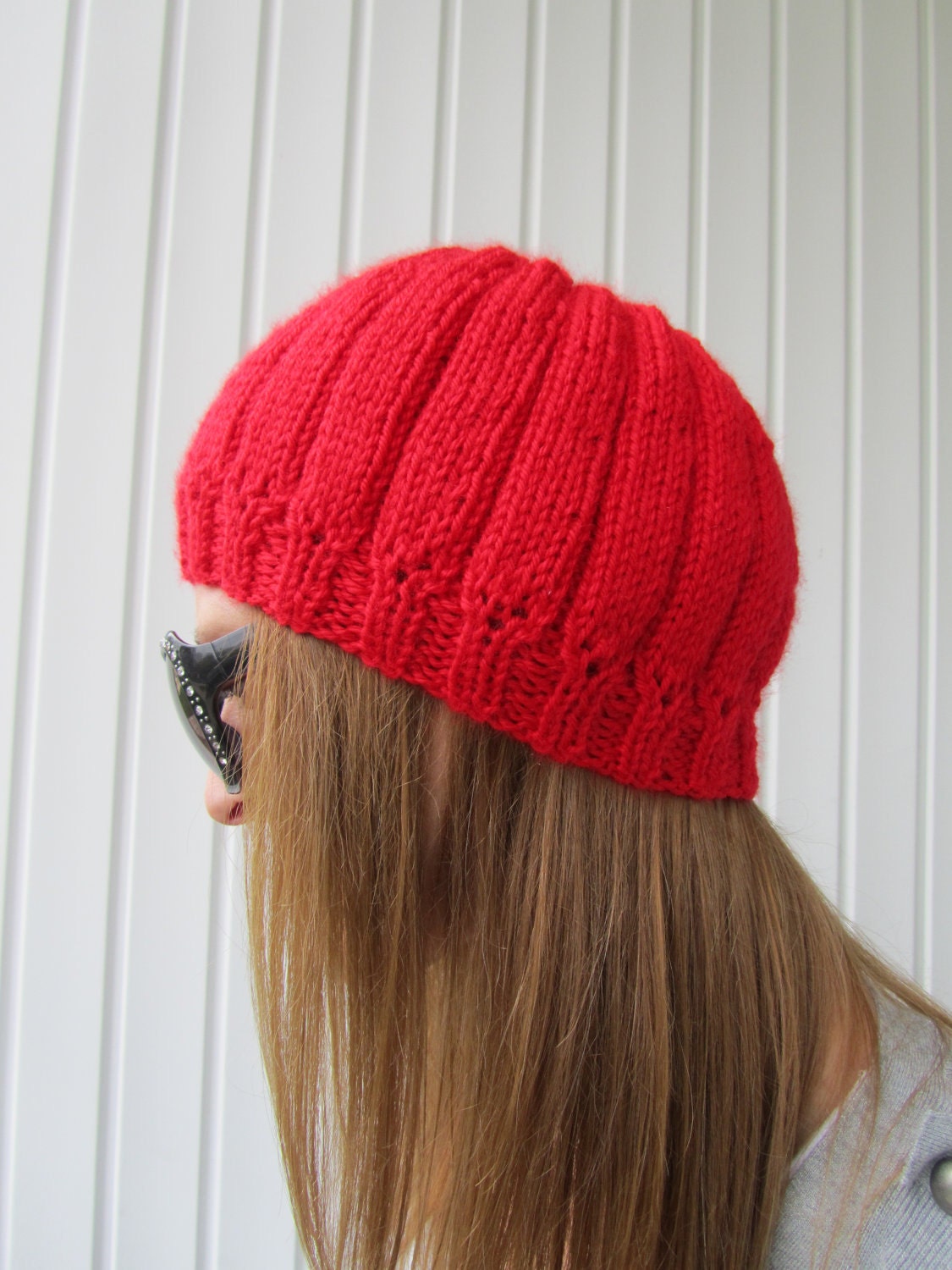 Hat, Hand Knit Cloche Style Hat, Knitted Hat in Crimson Red