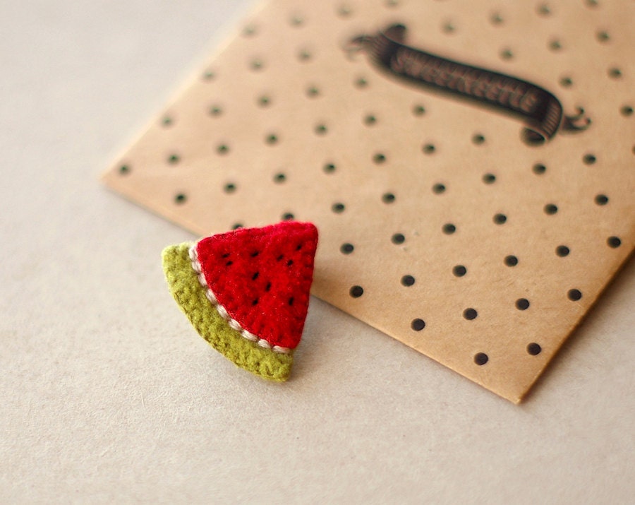 Tiny cute watermelon brooch / Nature inspired plush brooch / Christmas gift for her in red and green / Made to order